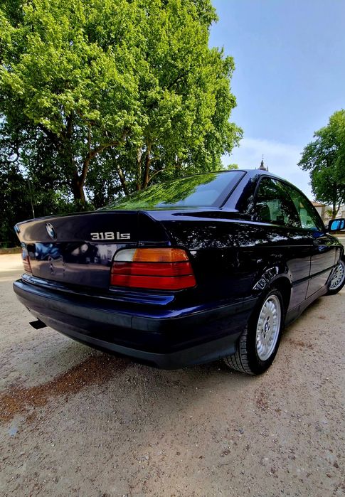 BMW 318 IS Coupé