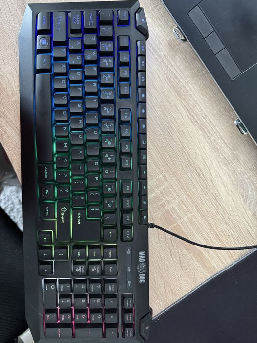 Клавіатура MADDOG