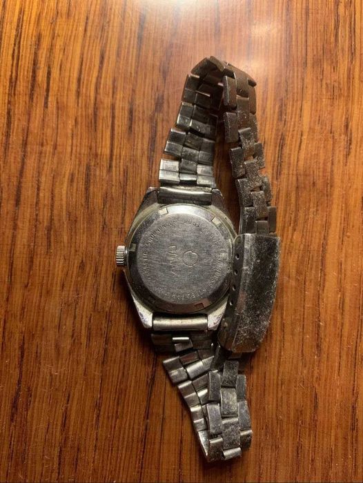 Продам часи Qmax 17 Jewels