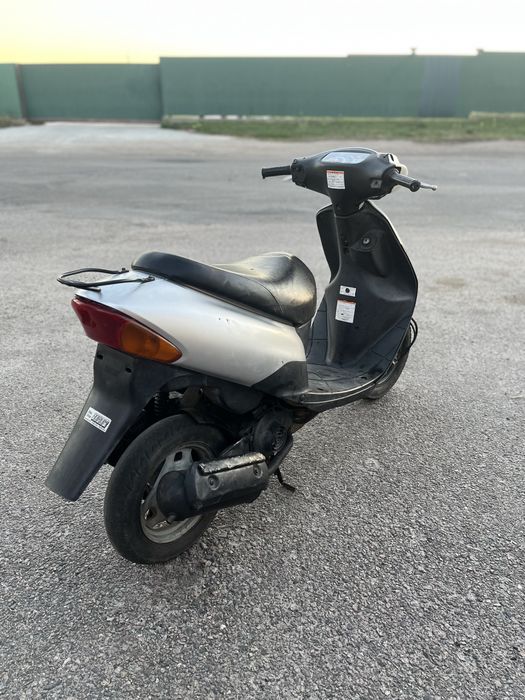 Скутер Suzuki lets 2