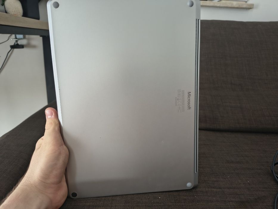 Microsoft Surface Laptop 5  i5 12gen 13.5"