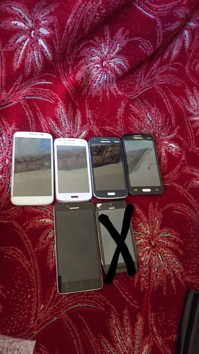 Продам телефоны лотом