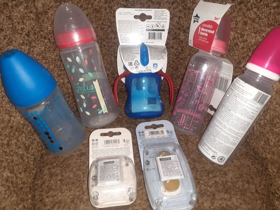 Пляшечки, поїлки, соски