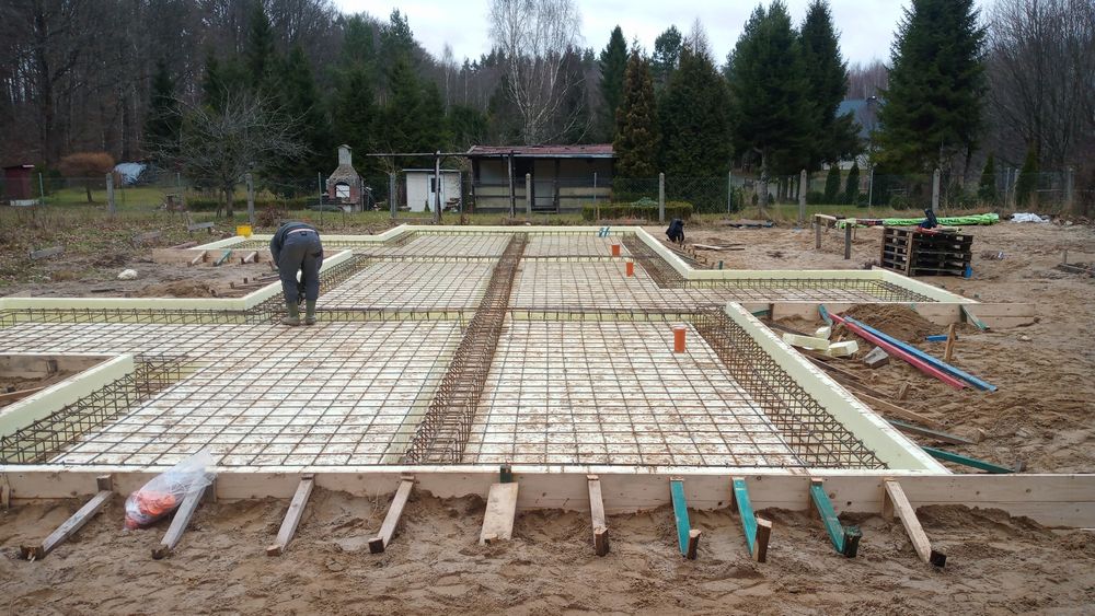 Płyty fundamentowe, ławy, konstrukcje drewniane