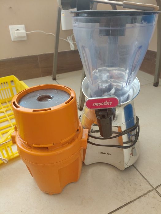 Maquina de smothies kenwood + picador moulinex
