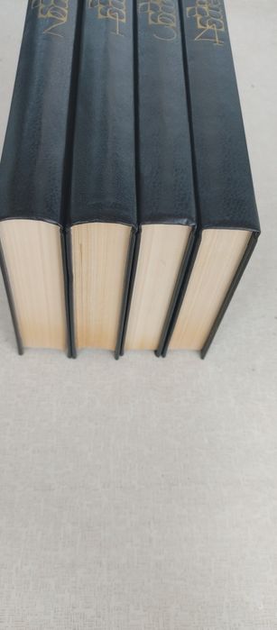 Собрание книг Эрве Базен.