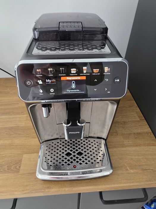 Ekspres Philips LatteGo 5400