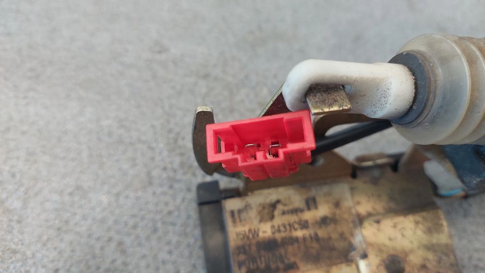 Fechadura / fecho da mala FORD Galaxy (WGR)