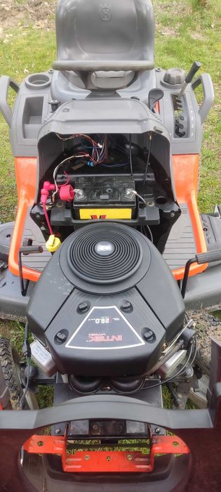 KOSIARKA Traktorek HUSQVARNA 26 V Briggs Cub Cadet CRAFTSMAN John Deer