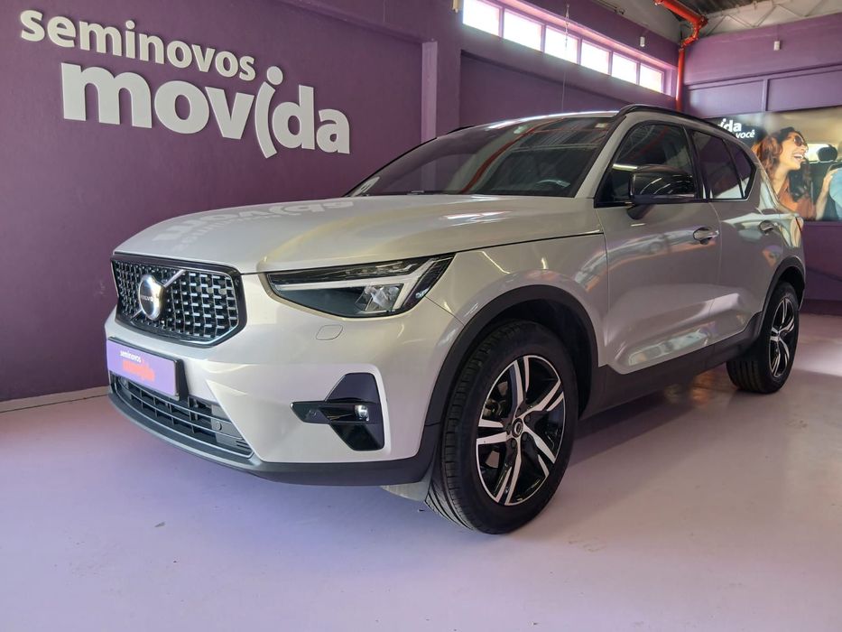 Volvo XC 40 1.5 T2 Plus Dark Auto