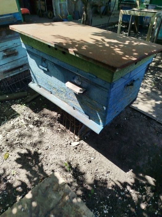 Продам улья лежаки.