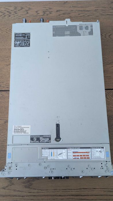 Dell PowerEdge R640 – 2 × Xeon Silver 4208