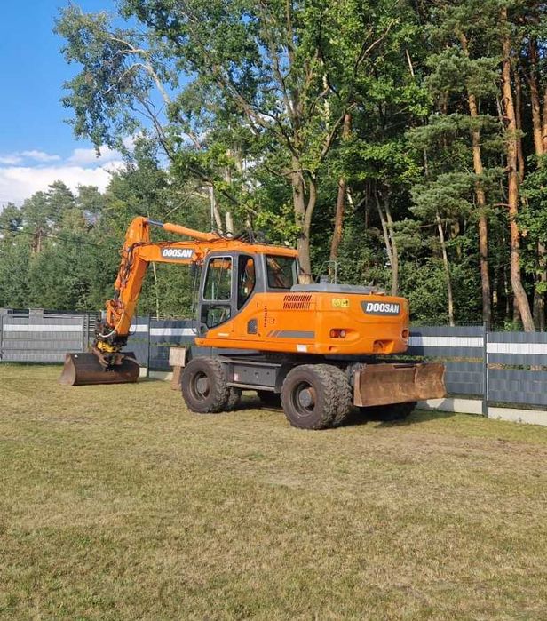 Usługi koparką obrotową  z rotatorem  prace ziemne 18t