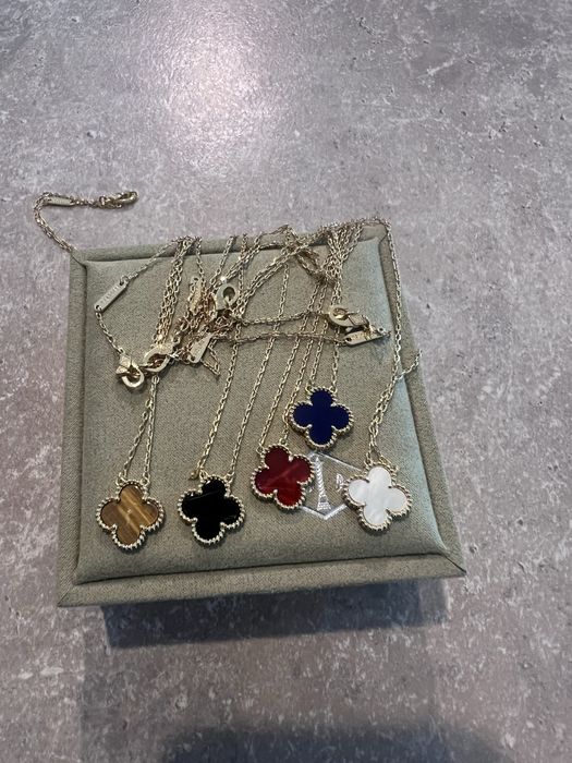 Naszyjnik Van cleef czarny premium