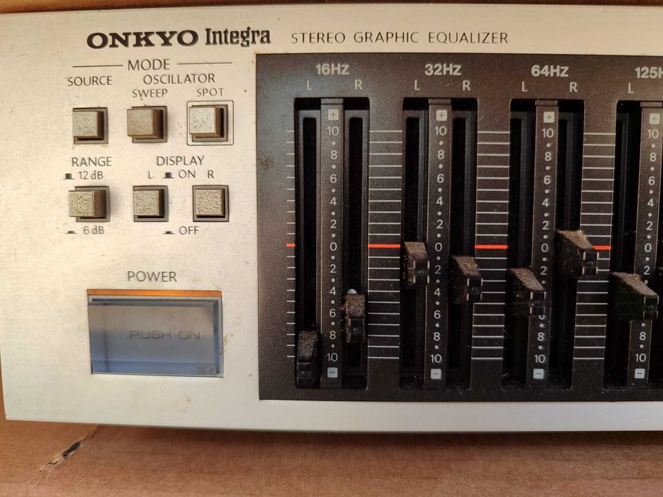 Onkyo Stereo Graphic Equalizer, Very Little Used64740752623490121
