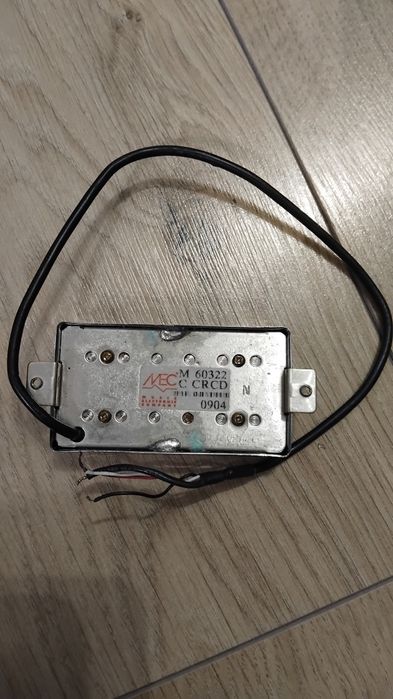 Humbucker pod gryf Mec alnico 5 M 60332
