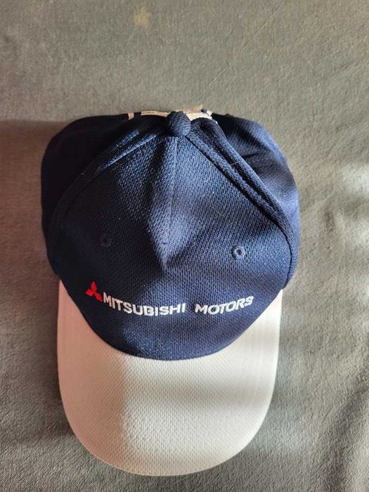 Boné Mitsubishi Motors