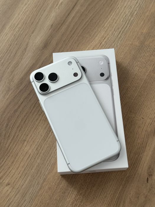 Apple iPhone 17 Pro Max 256GB Silver