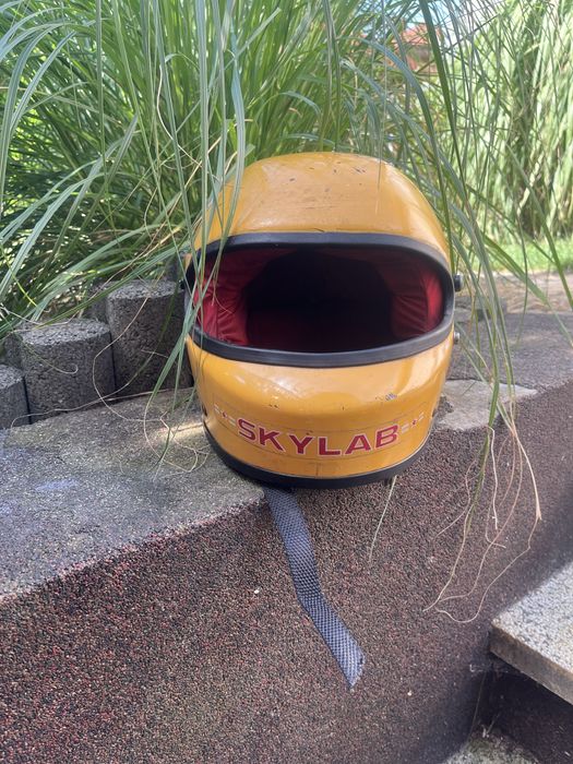 Kask PRL Skylab Agip