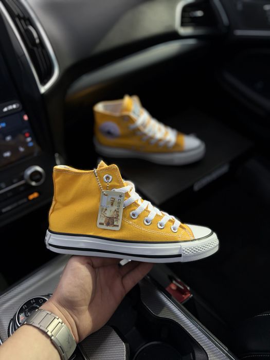 Жовті конверси жіночі високі converse all star chuk