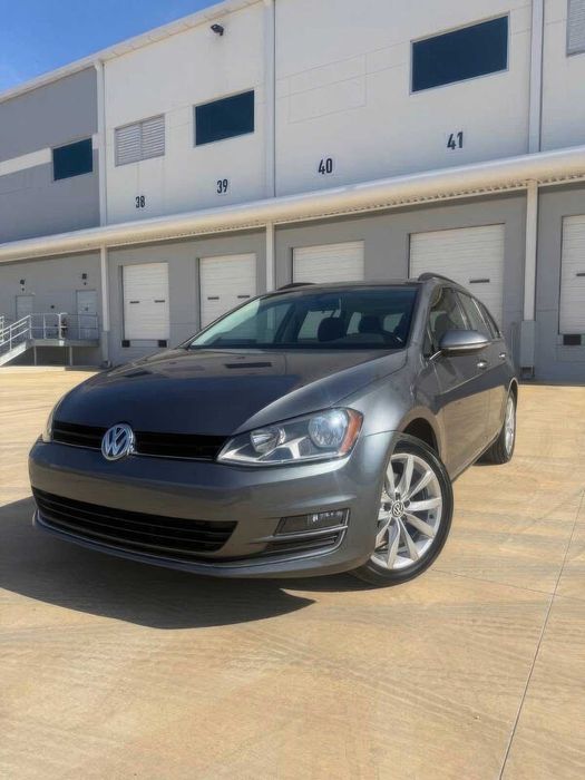 Volkswagen Golf      2016