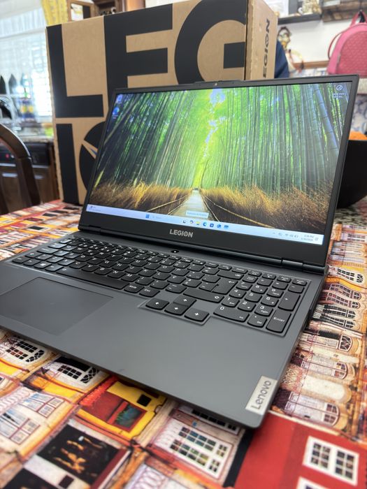 Lenovo Legion 5 15IMH05 i7 10750H 512gb SSD 16gb RAM GTX 1650ti