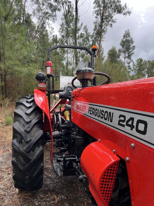 Massey Ferguson MF 240