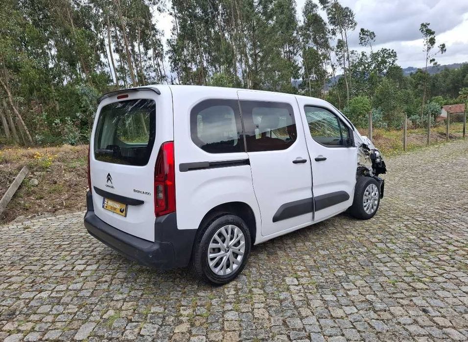 Citroën Berlingo 1.5 BlueHDi 5 Lugares 134 Mil kms Nacional de 2022 COM IVA DEDUTIVEL