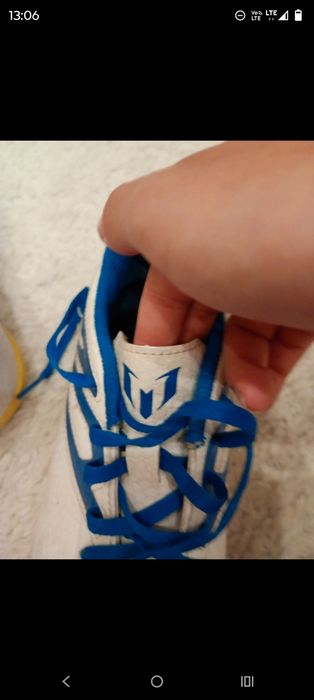 Halówki piłkarskie adidas