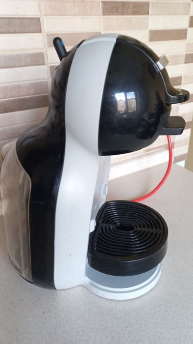 Робоча капсульна кавоварка Nescafé Dolce Gusto