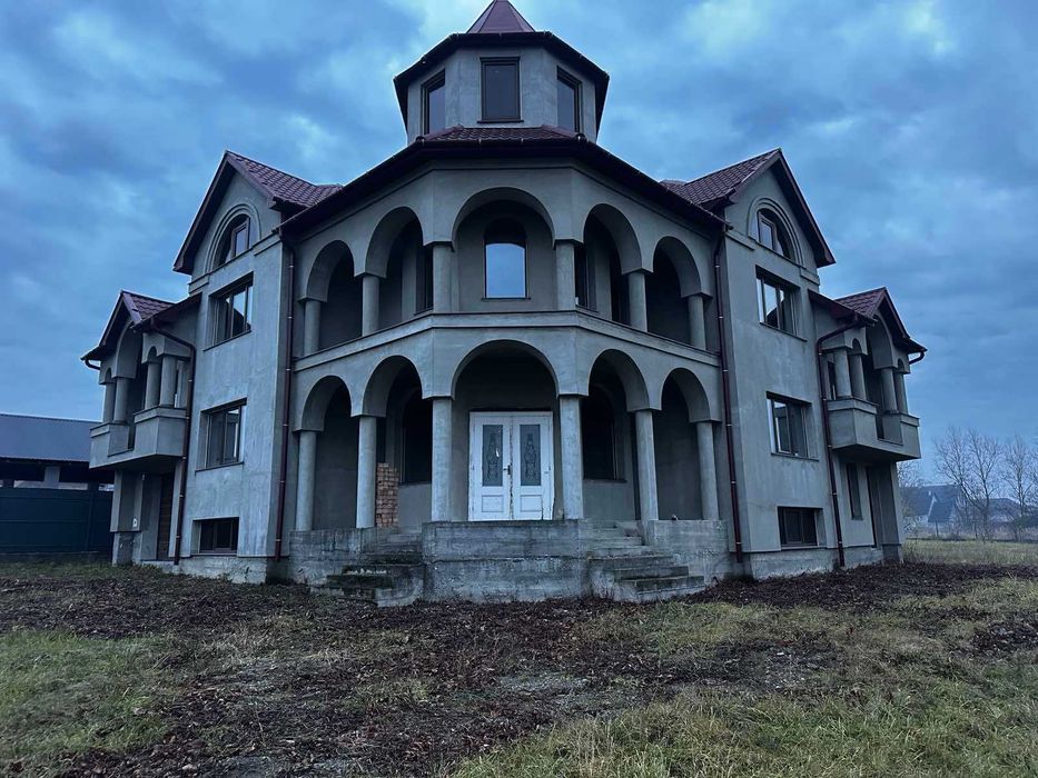 Продаж дому у Солотвино