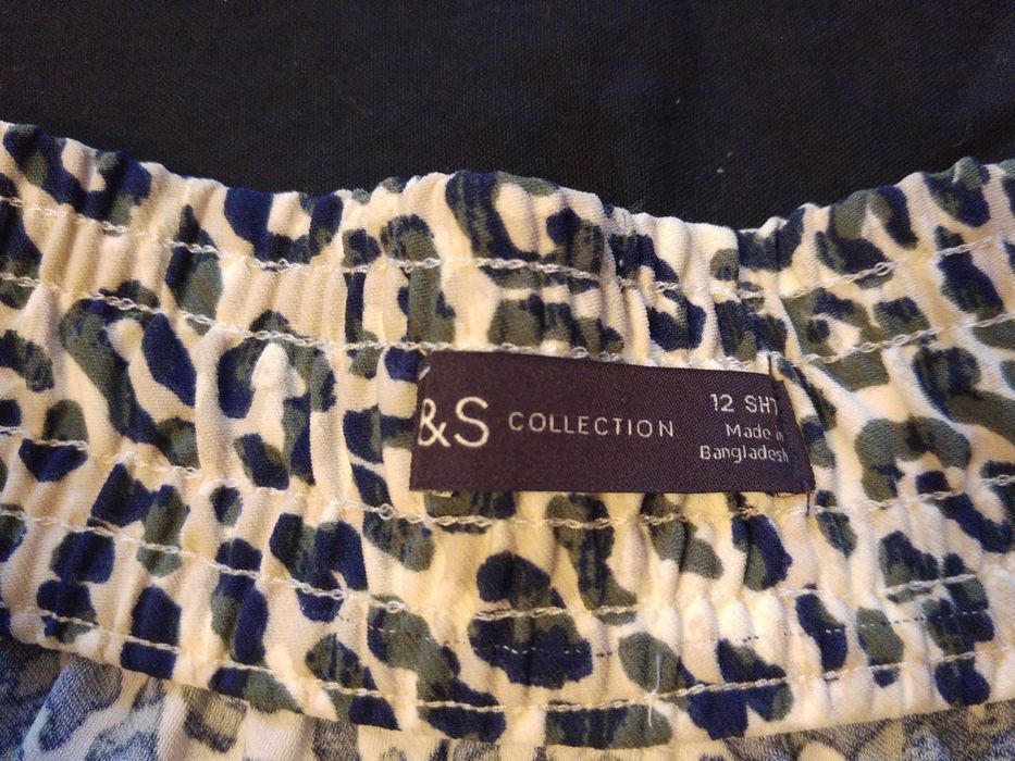 Spodnie damskie dzwony w panterkę M&S