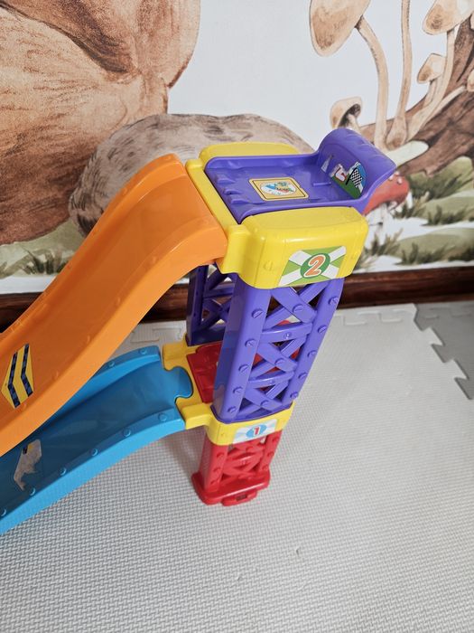 Skocznia vtech tut tut autka kompletna