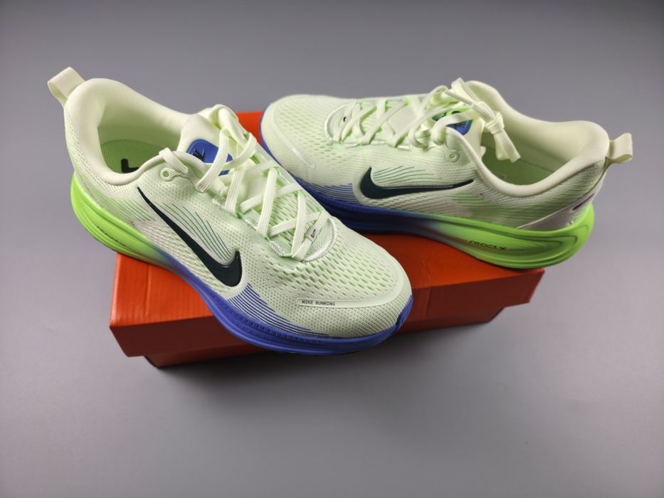 Damskie buty sportowe Nike Vomero 18 r. 39 wkładka 24,5 cm Nowe