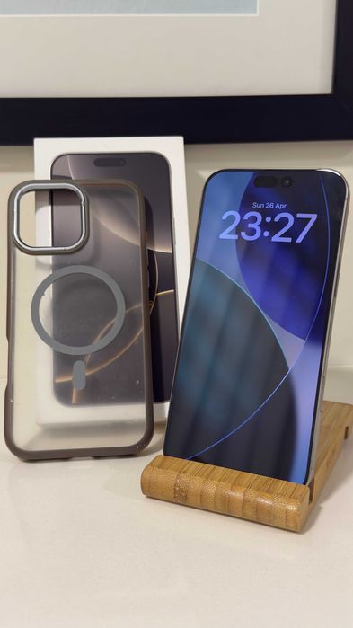 Apple iPhone 16 Pro Max 256GB 92% "cinza" + caixa original, cabo, capa e fatura