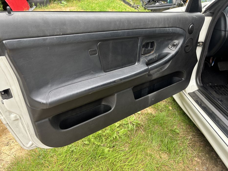 Boczki e36 cabrio europa bdb stan hifi airbag