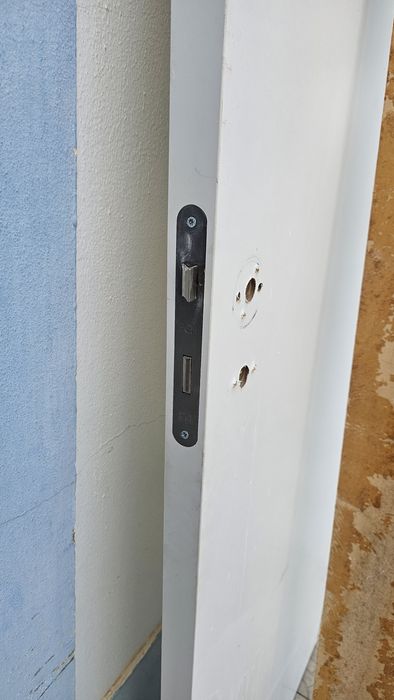 Porta interior branca 65x200 cm