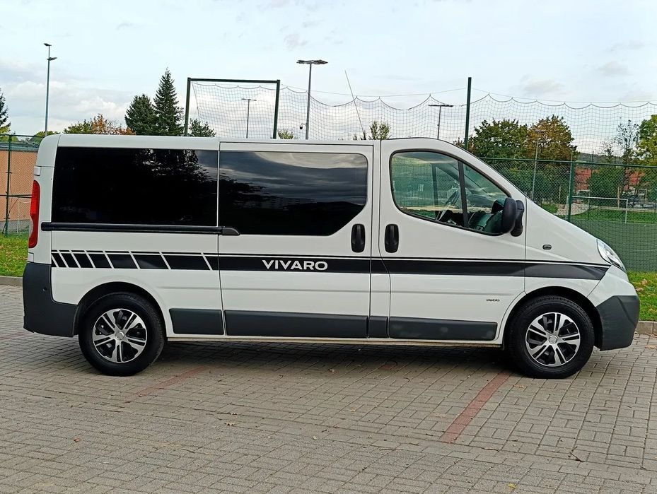 Opel Vivaro 2.0 CDTI 115KM, LONG, Klima, 9 Osób, Najlepszy Silnik !, Zadbany !