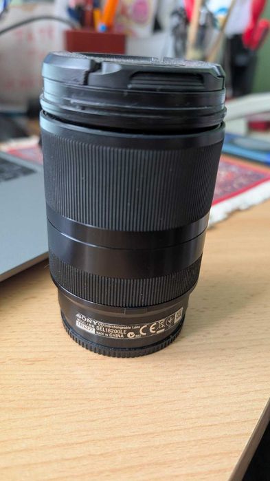 Об'єктив Sony E 18-200 f/3.5-6.3 OSS LE (объектив)