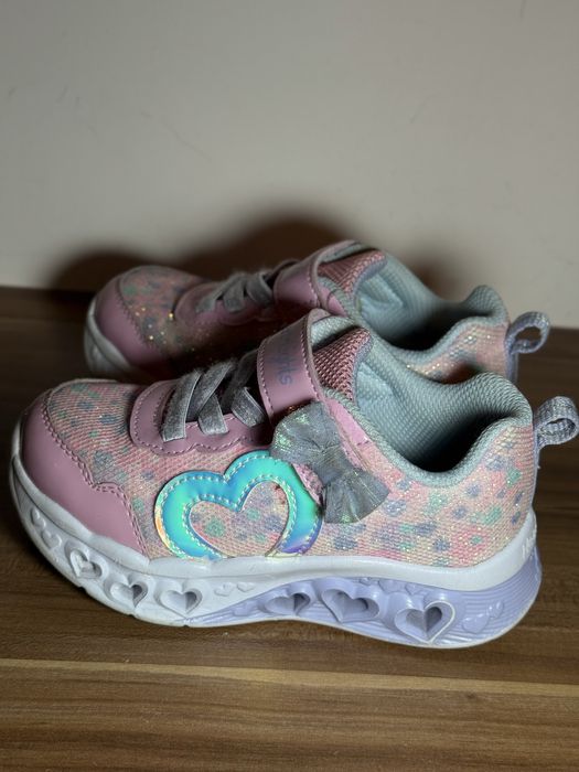 Кросівки Skechers на дівчинку