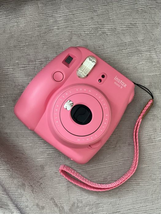 Instax Mini 9 — з чохлом та картриджем
