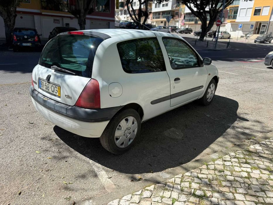 Renault clio 1.9d 2000