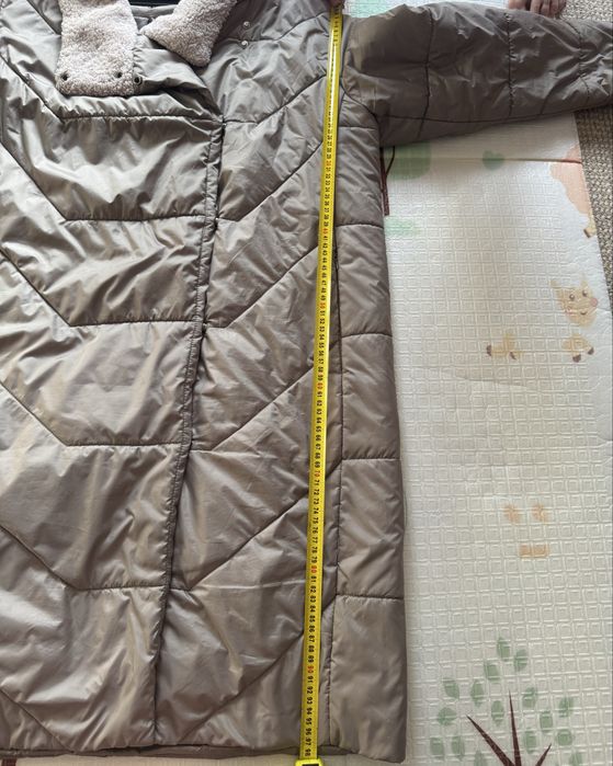 Пальто жіноче бежеве