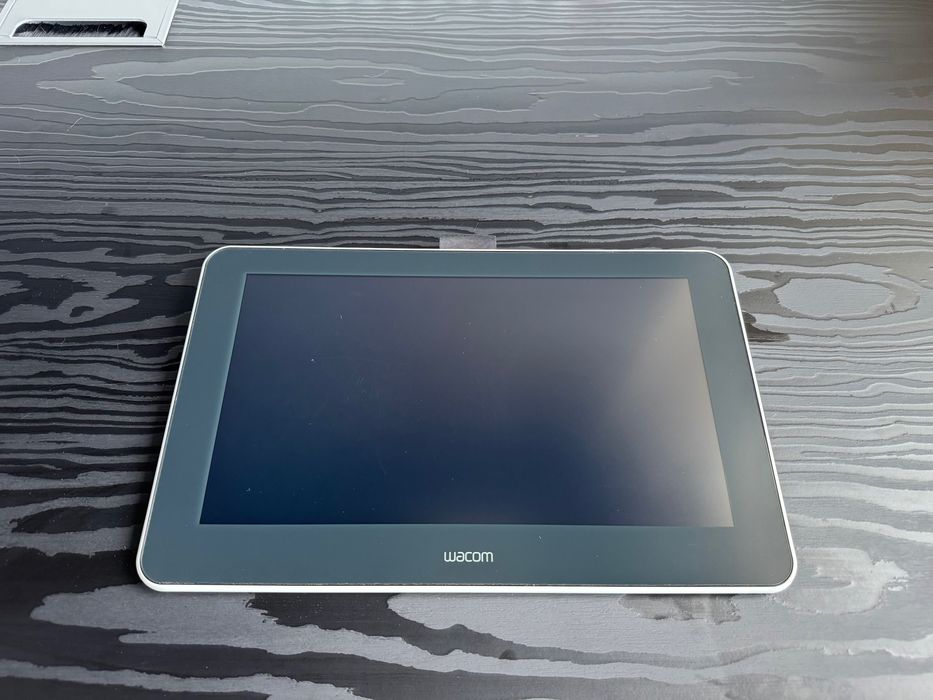 Продам Wacom One 13 (DTC133W0B) – майже новий