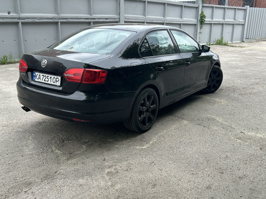 VW Jetta 2012 2.0 газ бензин