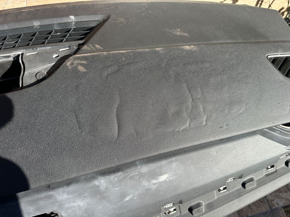 Передня консоль шкода а8