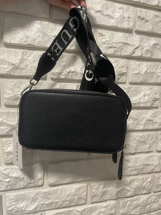 Сумка крос боді Guess