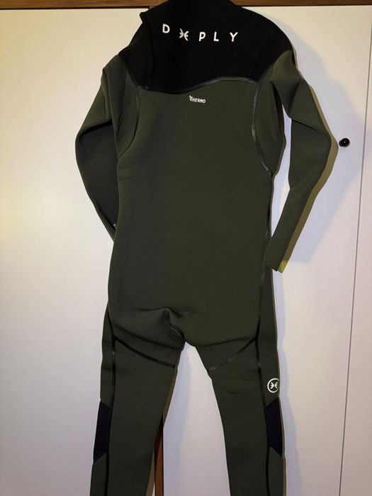 Fato de Surf - Deeply