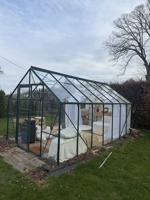Szklarnia ogrodowa