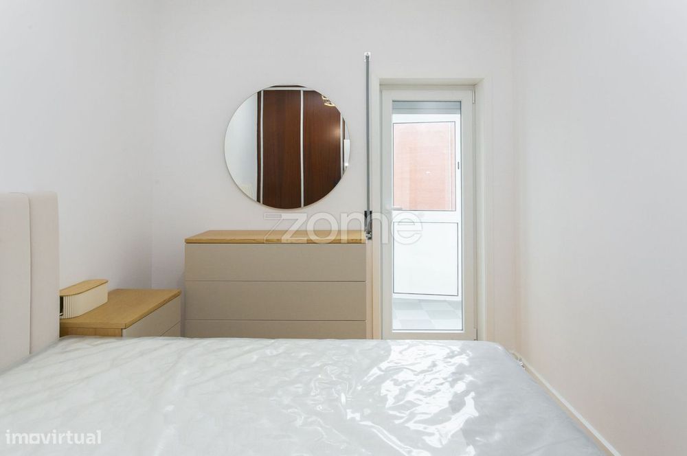 Apartamento T1  para arrendamento na Rua do Monsanto , Porto